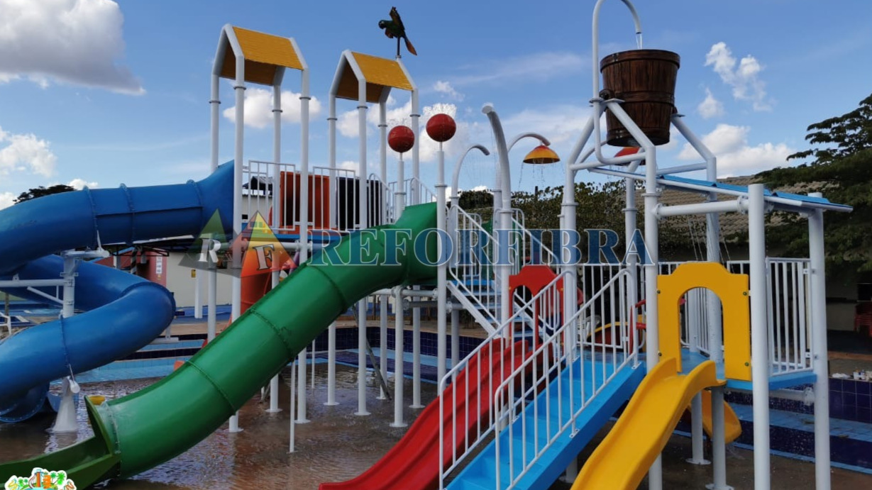 Playground Aquático CP 18